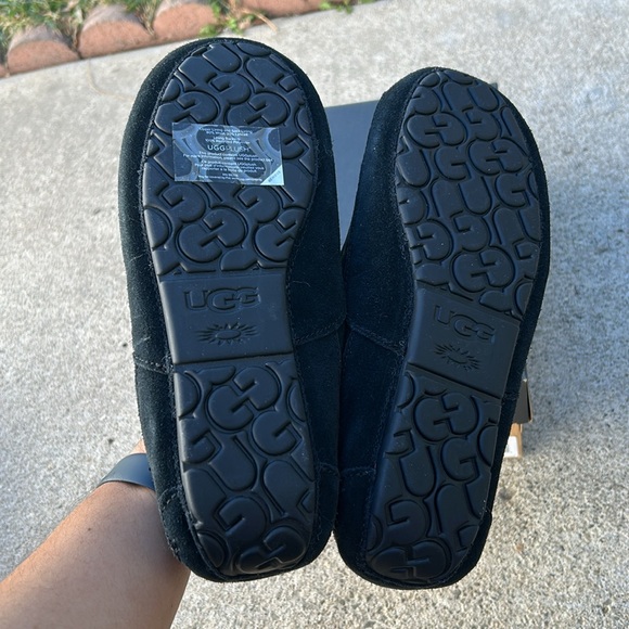 UGG Mens Slippers Ascot Black Size 10 & 11 Nwt - Picture 6 of 10